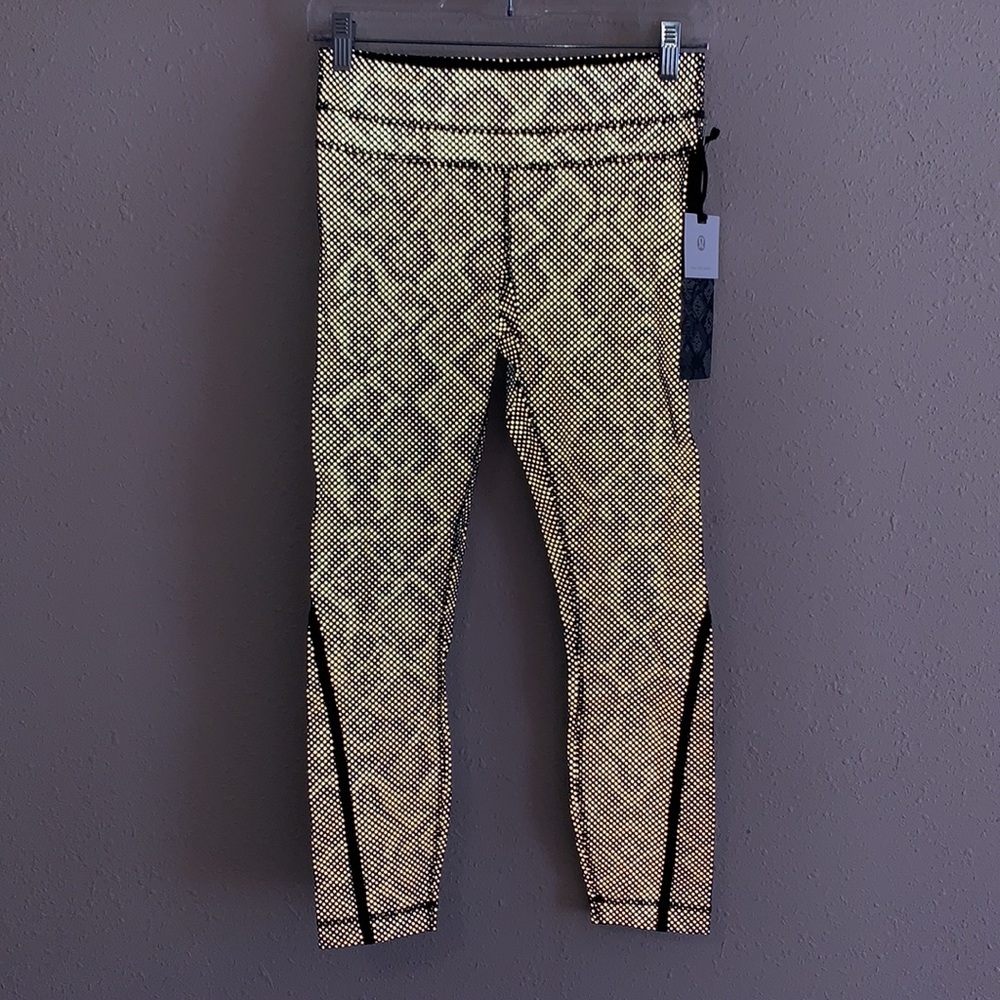 New RARE lululemon Reflective Pace Tight size 4
